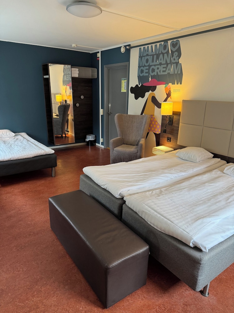 (1.) Foto von Hotel N Hostel Malmö City