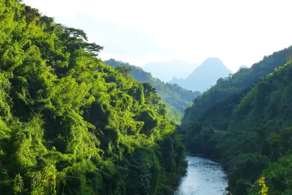 (9.) Foto-Impressionen zu: Fluss, Laos Landschaft