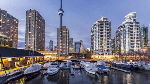 (10.) Foto-Impressionen zu: Toronto abends, Kanada