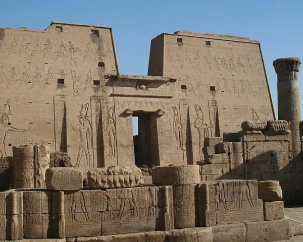 (2.) Foto-Impressionen zu: Reiseangebote Edfu