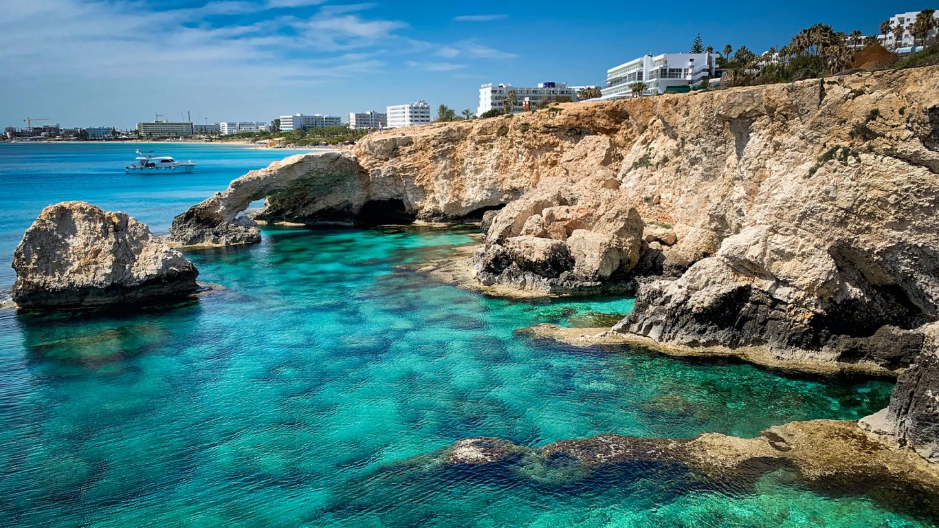 Ayia Napa - Badeparadies auf Zypern (inkl. Mini Cruise) Hintergrundbild