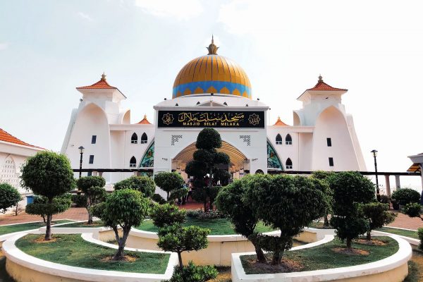 Melaka Straits Mosque, Melaka, Malaysia