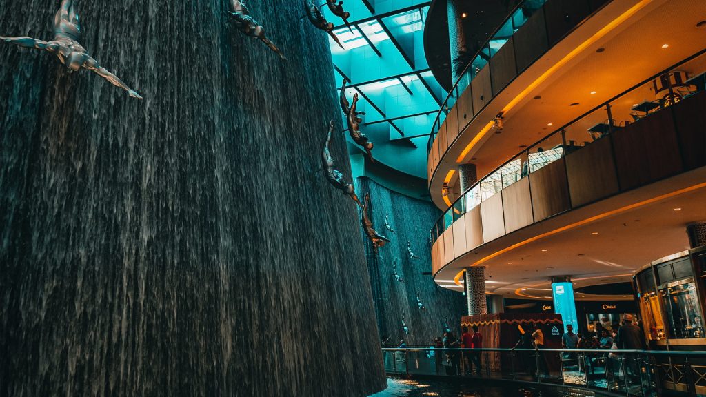 Wasserfall im Dubai Mall, Vereinigte Arabische Emirate
