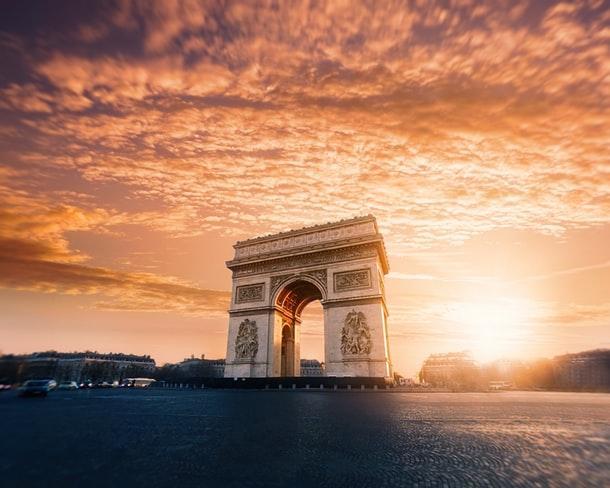 Frankreich erleben: Paris & Bordeaux Hintergrundbild