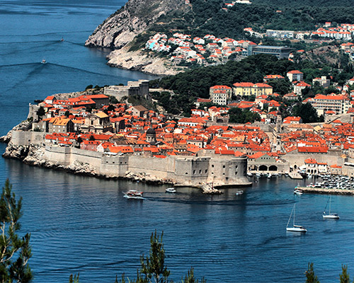 Pittoreskes Kroatien - Pula und Dubrovnik