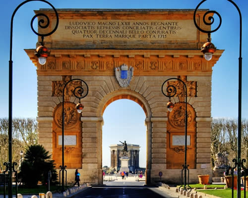 Südfrankreich-Kombination: Toulouse & Montpellier Hintergrundbild