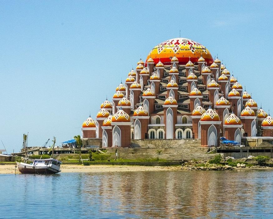 Naturvölker, Totenkult & Baden auf Bali - Privatrundreise "Südsulawesi & Toraja" Hintergrundbild Naturvölker, Totenkult & Baden auf Bali - Privatrundreise "Südsulawesi & Toraja" Hintergrundbild