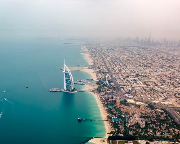 City & Beach Kombireise Dubai & Bali Hintergrundbild