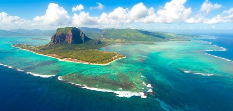 Mauritius aktiv - Badeurlaub inklusive Ausflugspaket Hintergrundbild