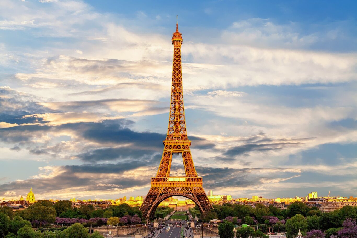 Paris mit Disneyland und die französische Atlantikküste Hintergrundbild