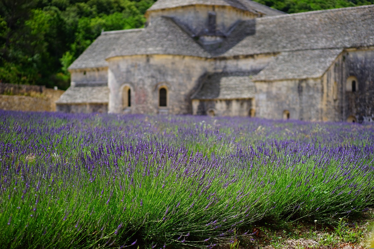 Mietwagenrundreise "Côte d’Azur & Provence" Hintergrundbild