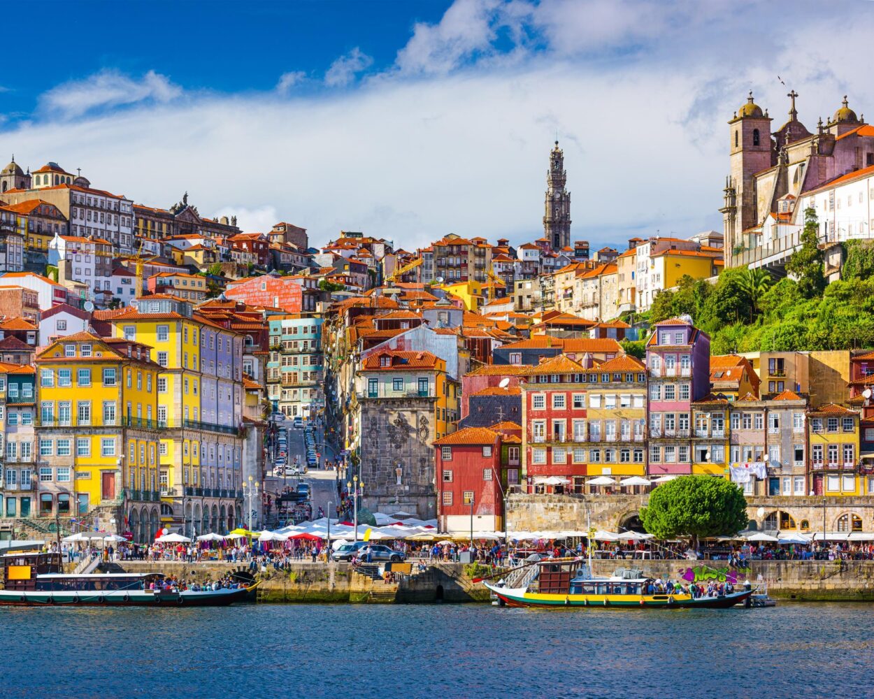 Porto & Erholung an der Algarve Hintergrundbild