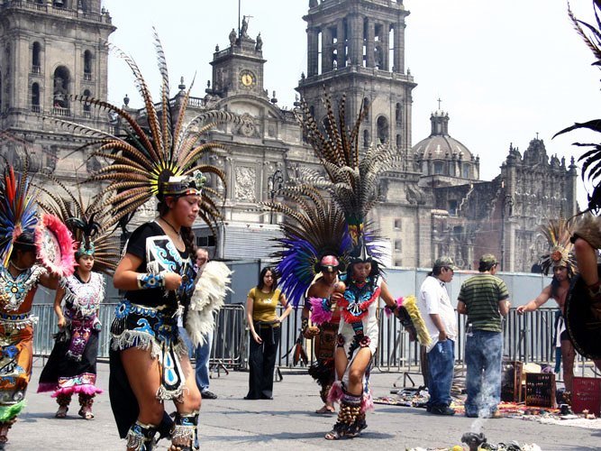 Von den Azteken zu den Maya: "Mexiko City Flash" & Yucatan Hintergrundbild