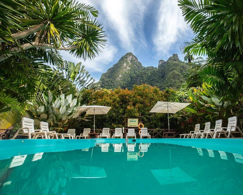 Bangkok, "Elephant Hills Jungle Safari" & Baden in Phuket Hintergrundbild Bangkok, "Elephant Hills Jungle Safari" & Baden in Phuket Hintergrundbild