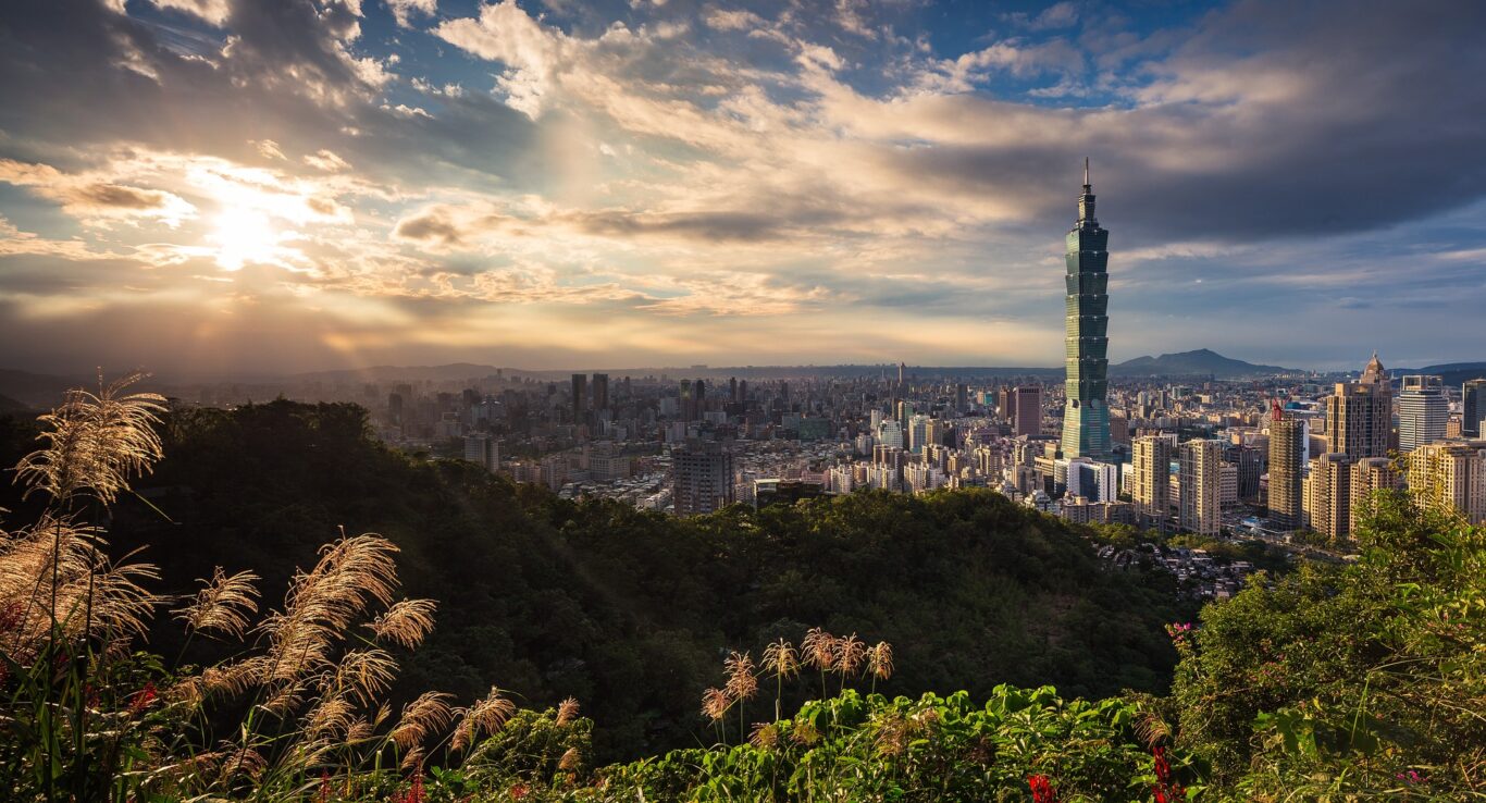 Hongkong, Taipei & Baden in Vietnam (Da Nang) Hintergrundbild