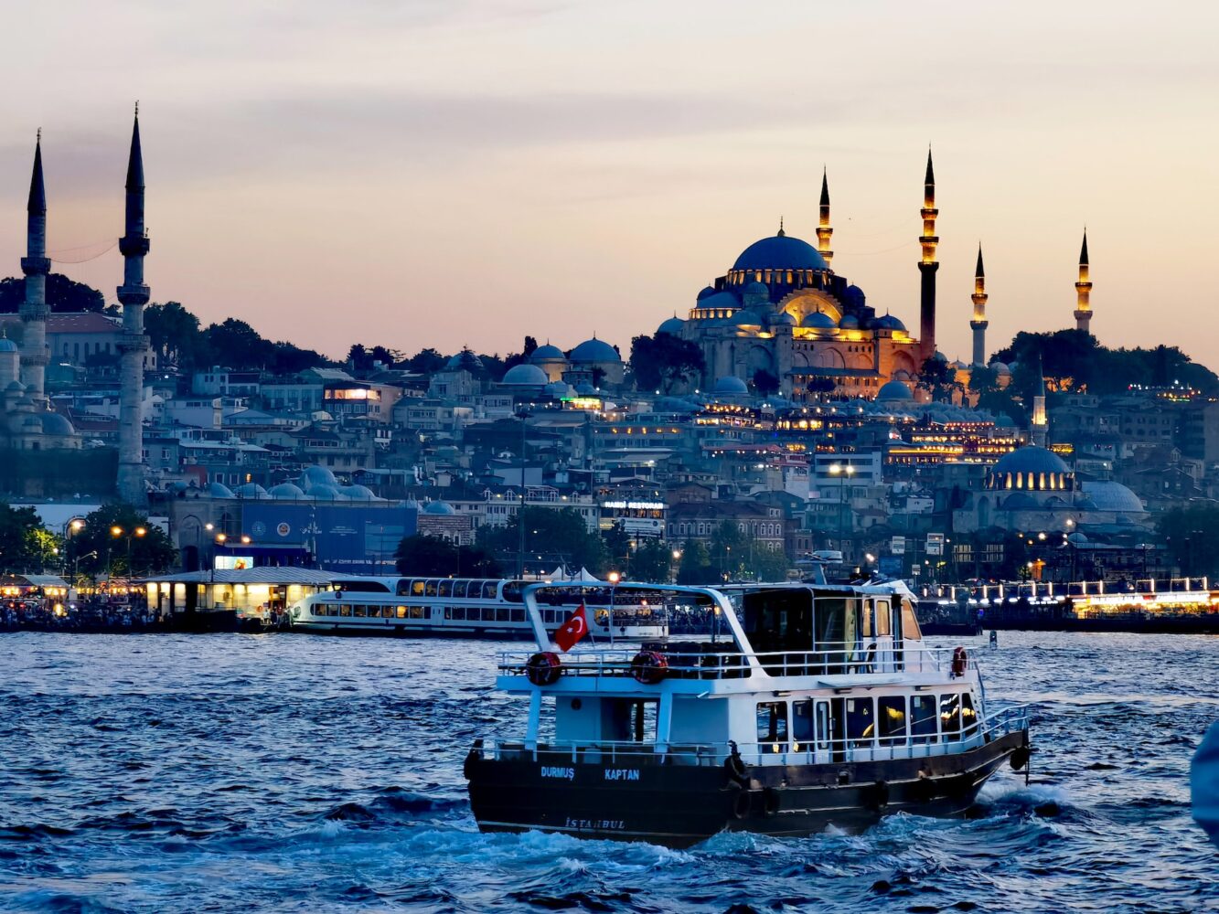 Istanbul & All-inclusive Badeurlaub Türkische Riviera Hintergrundbild Istanbul & All-inclusive Badeurlaub Türkische Riviera Hintergrundbild