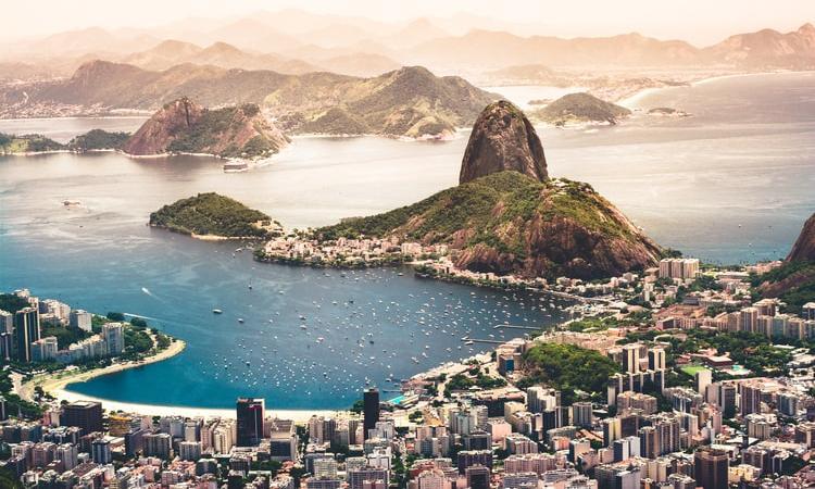 Brasilien individuell: Rio de Janeiro, Iguazu, São Paulo, Amazonas & Baden Cumbuco Hintergrundbild