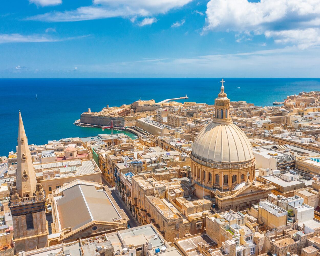 Komfort-Mietwagenrundreise Malta Hintergrundbild Komfort-Mietwagenrundreise Malta Hintergrundbild