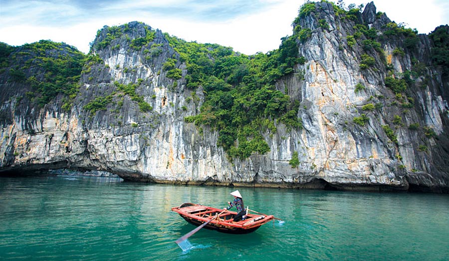 Privatrundreise "Halong Bucht bis ins Mekong Delta" & Baden auf Phuket Hintergrundbild