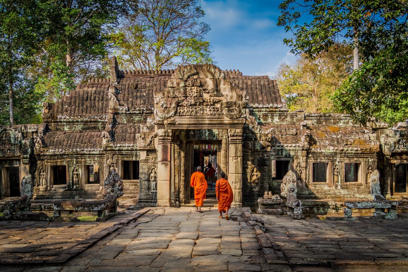 Angkor mit Tonle Sap & Baden in Sihanoukville Hintergrundbild Angkor mit Tonle Sap & Baden in Sihanoukville Hintergrundbild