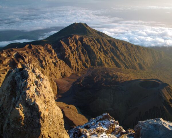 Kilimanjaro Besteigung, Kurz-Safari "Mini Tansania" & Baden Sansibar
