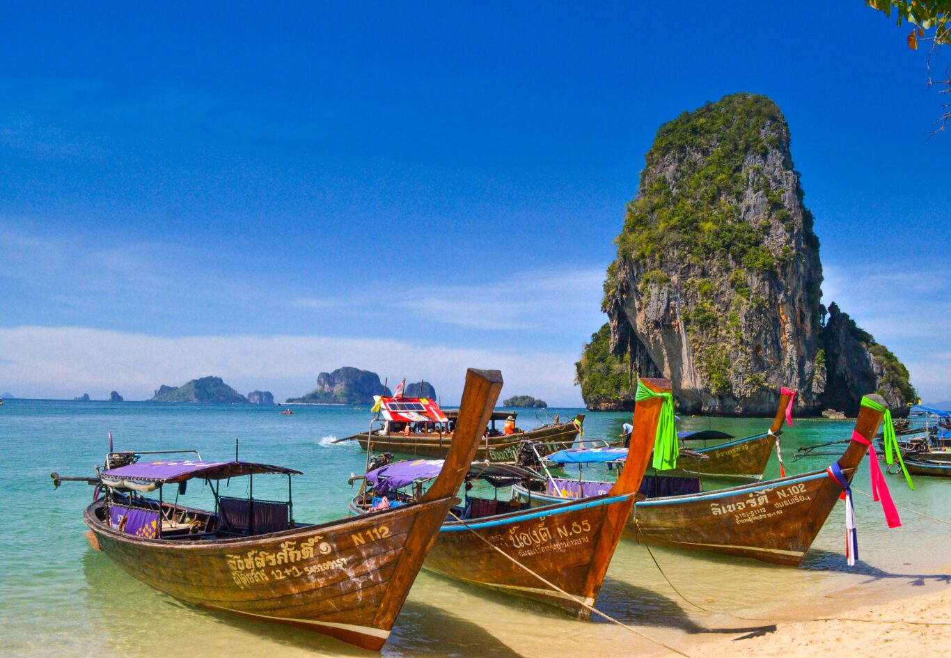 Bangkok und Inselhopping Krabi, Phi Phi Island & Phuket Hintergrundbild Bangkok und Inselhopping Krabi, Phi Phi Island & Phuket Hintergrundbild