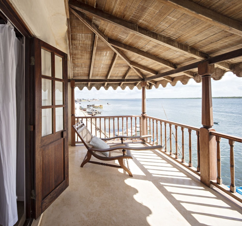Nairobi mit Ausflügen & Inselhopping Lamu und Chale Island Hintergrundbild Nairobi mit Ausflügen & Inselhopping Lamu und Chale Island Hintergrundbild