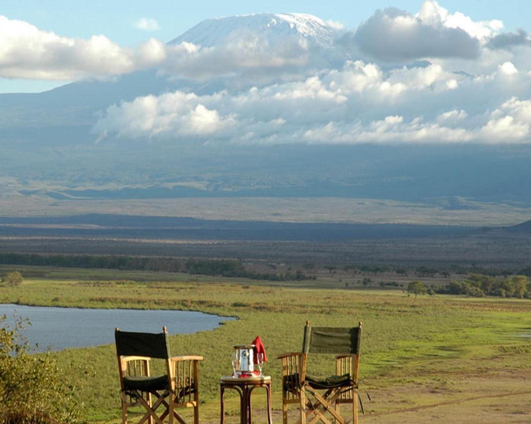 Nairobi, Safari "Amboseli Nationalpark" & Baden Malindi Beach Hintergrundbild