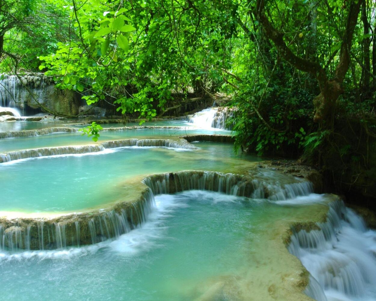 Privatrundreise "Exotisches Laos", Bangkok & Baden auf Phuket Hintergrundbild Privatrundreise "Exotisches Laos", Bangkok & Baden auf Phuket Hintergrundbild