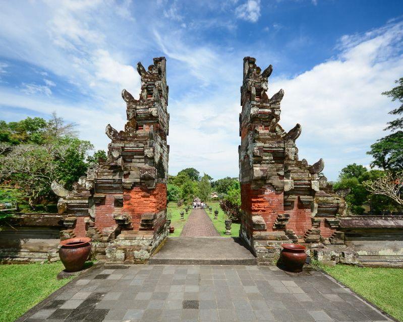 Singapur, Privatrundreise "Javas Kulturerbe & Natur" und Baden auf Bali Hintergrundbild