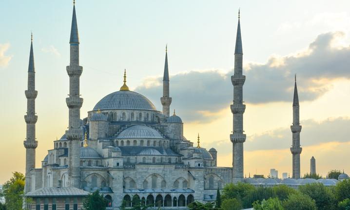 Komfort-Mietwagenrundreise "Istanbul, Nord-Ägäis & Baden" Hintergrundbild Komfort-Mietwagenrundreise "Istanbul, Nord-Ägäis & Baden" Hintergrundbild