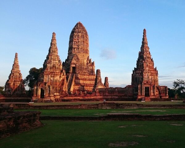 Kurztour "Rund um Bangkok" & Baden in Khao Lak