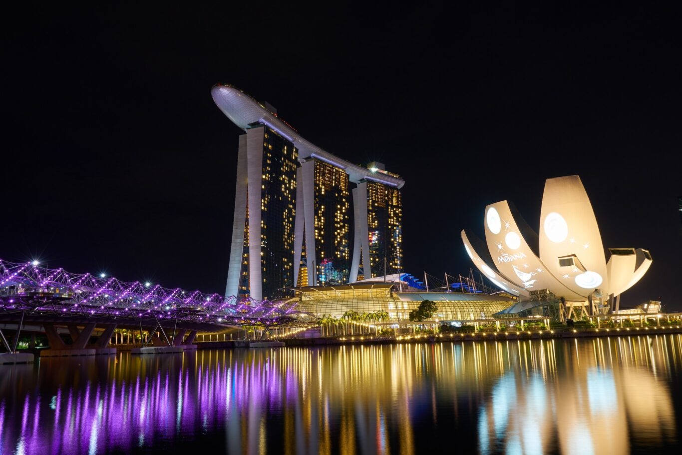 Singapur & Bali preiswert kombinieren Hintergrundbild