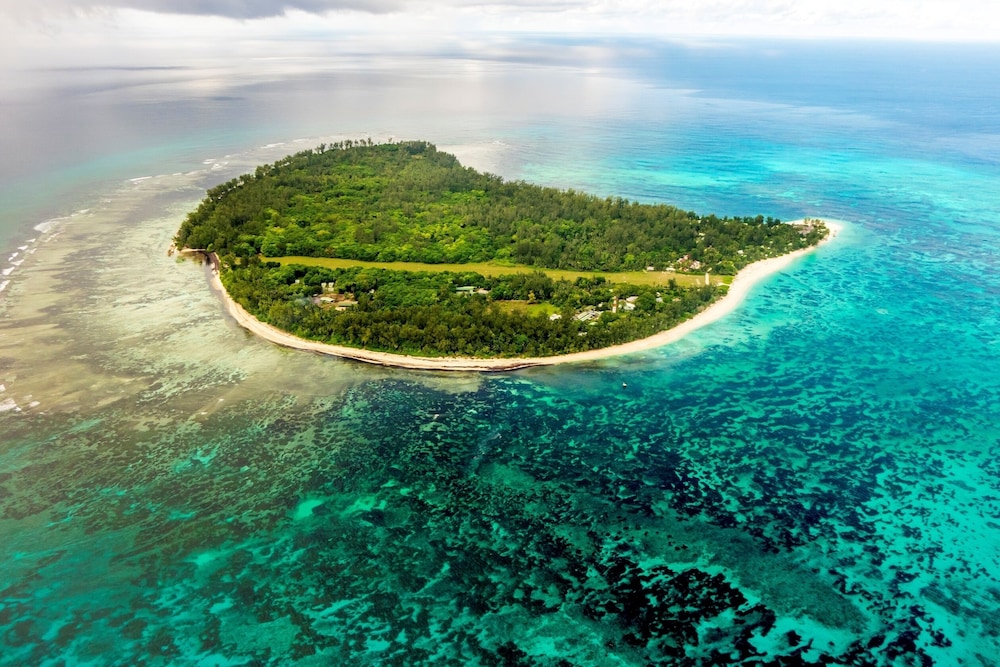 Mahé inkl. Mietwagen & Private Island Escape Seychellen Hintergrundbild Mahé inkl. Mietwagen & Private Island Escape Seychellen Hintergrundbild