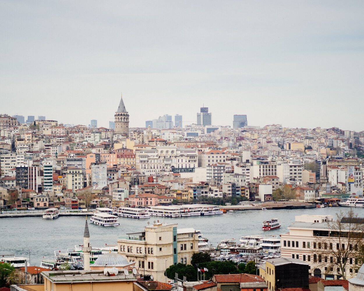 Istanbul, Kappadokien & All inclusive Badeurlaub an der Türkischen Riviera Hintergrundbild Istanbul, Kappadokien & All inclusive Badeurlaub an der Türkischen Riviera Hintergrundbild