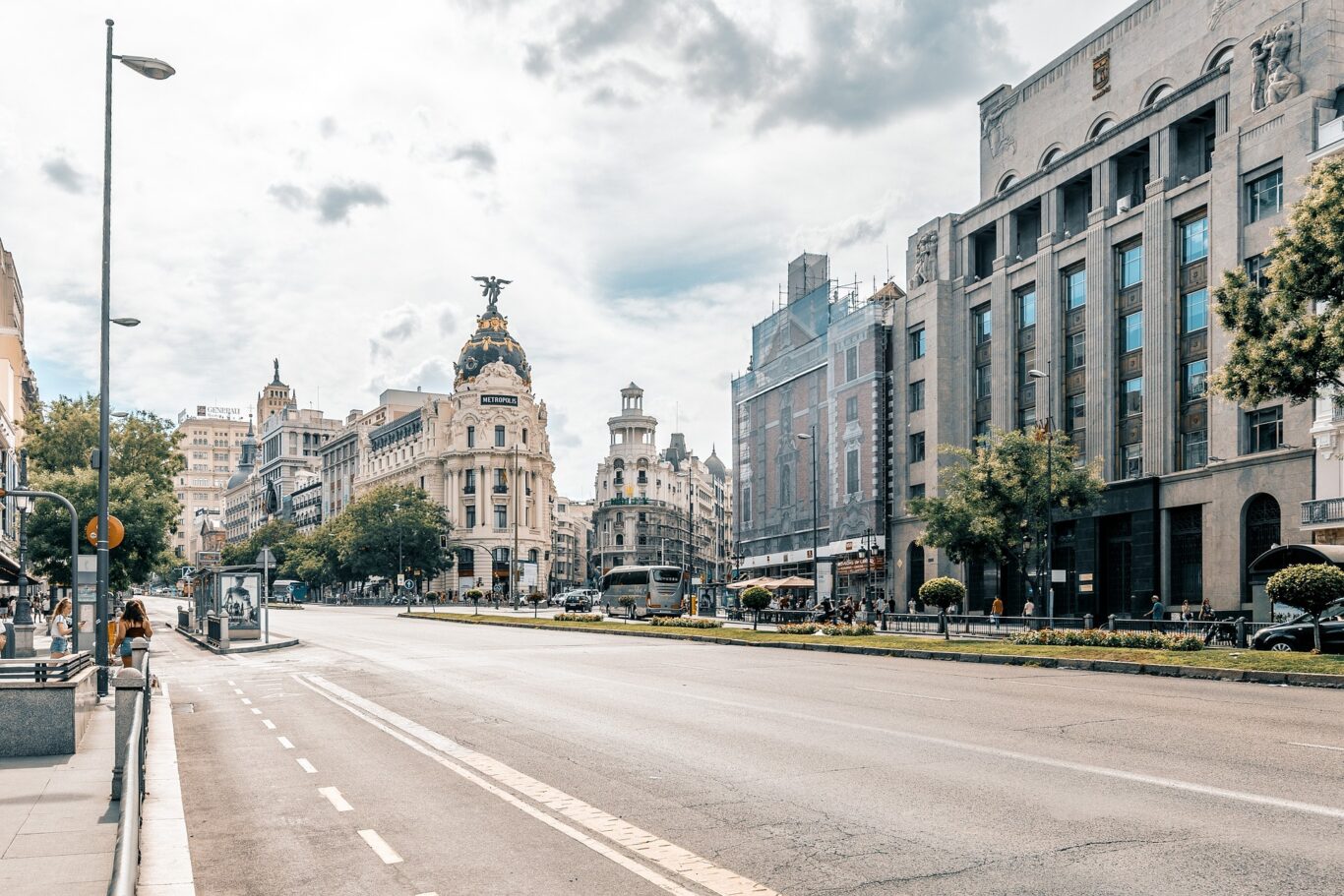 Madrid & Valencia kombinieren Hintergrundbild