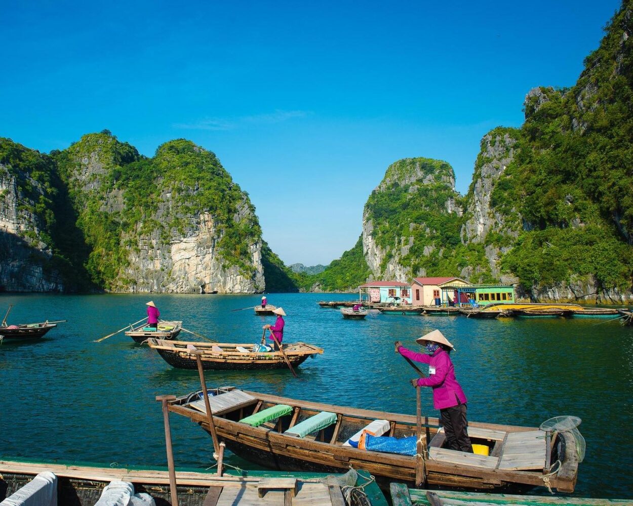 Rundreise "Höhepunkte Vietnams Kurz" & Baden auf Phuket Hintergrundbild
