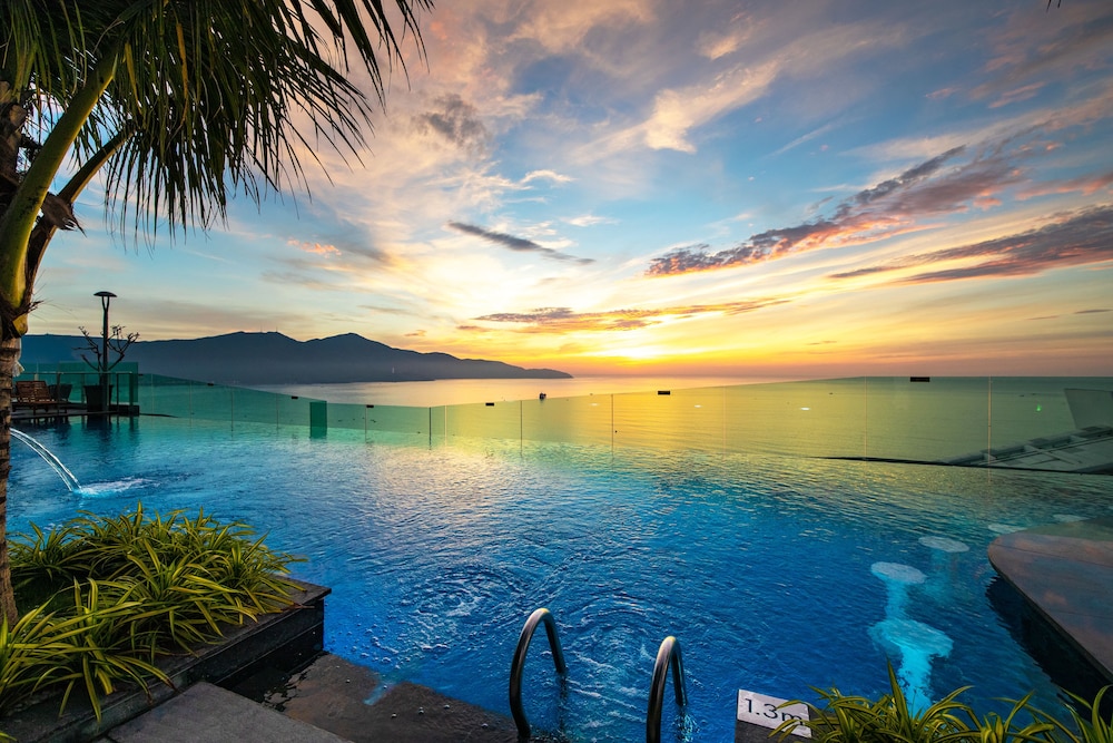 Stopover in Hongkong & Baden in Vietnam Hintergrundbild Stopover in Hongkong & Baden in Vietnam Hintergrundbild