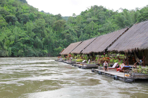 Bangkok, "River Kwai Jungle Rafts Tour" & Baden auf Koh Kood