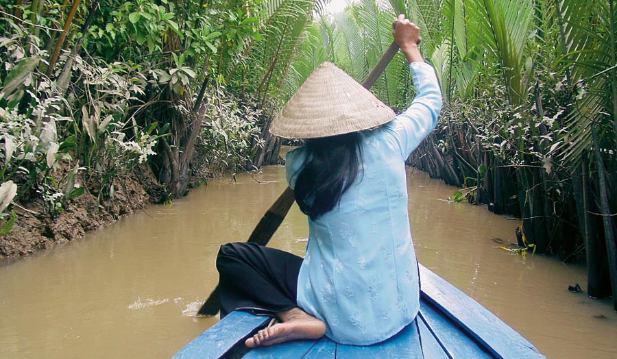 Privatrundreise "Halong Bucht bis ins Mekong Delta" & Baden Hintergrundbild