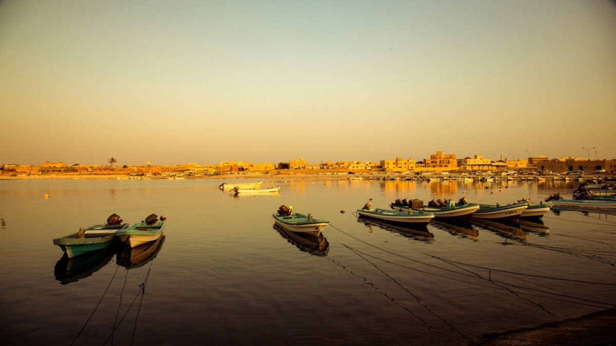 Rundreise "Paläste, Oasen und Wüstenzauber im Oman" Hintergrundbild
