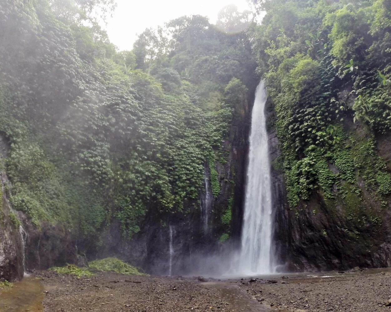 Süd Bali, Privatrundreise "Balis Highlights komplett" & DeLuxe Baden Hintergrundbild Süd Bali, Privatrundreise "Balis Highlights komplett" & DeLuxe Baden Hintergrundbild